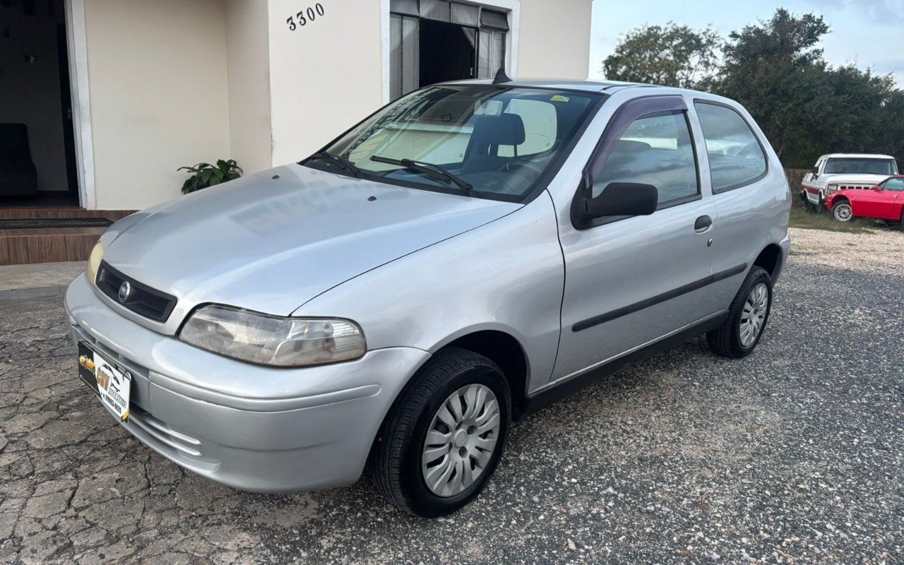 Fiat Palio 1.0/ Trofeo 1.0 Fire/ Fire Flex 2p na cor Prata em Campo Largo / PR - 961246