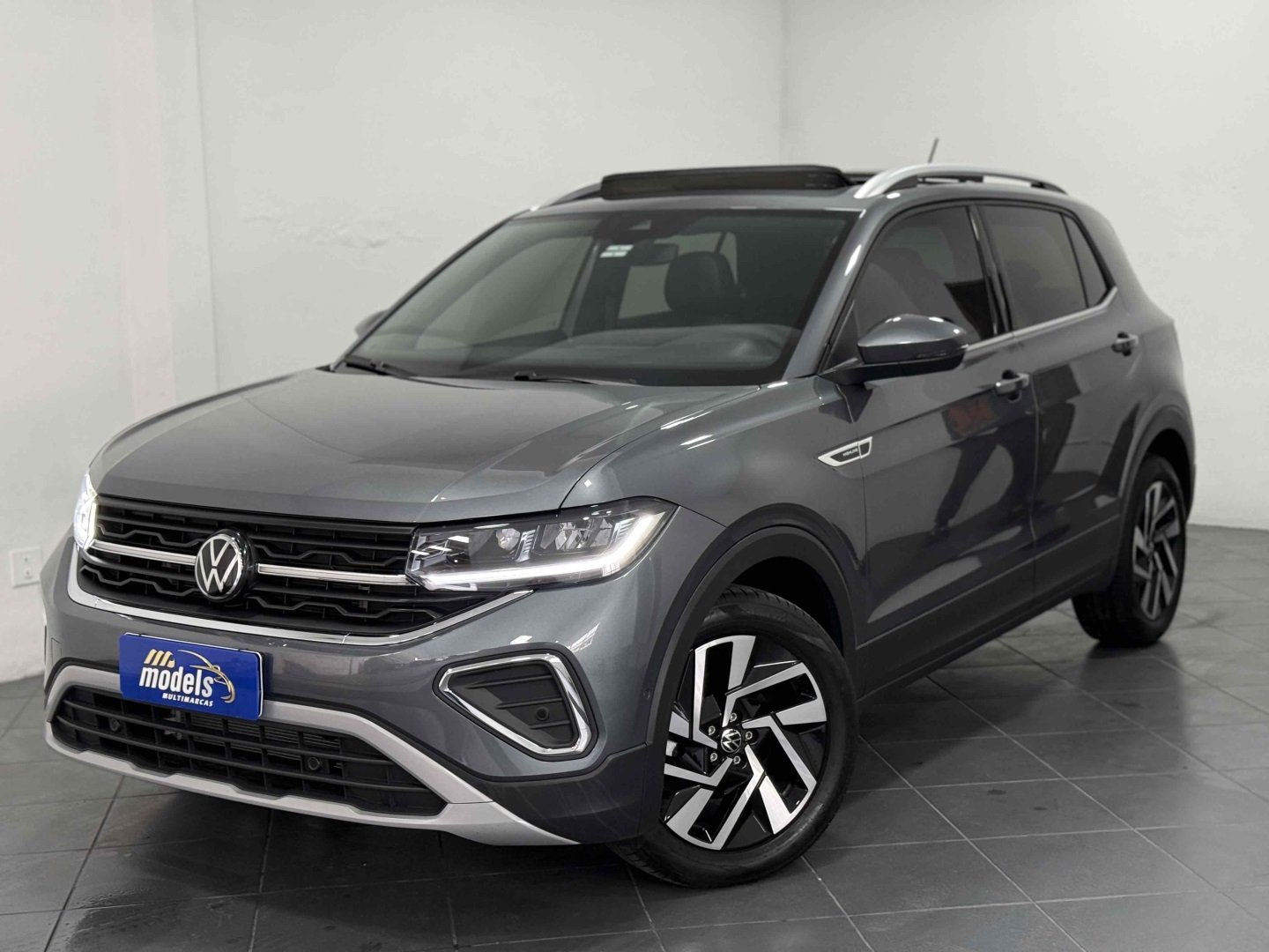 Volkswagen T-Cross Hig. 250 TSI 1.4 Flex 16V 5p Aut na cor Cinza em Curitiba / PR - 961502