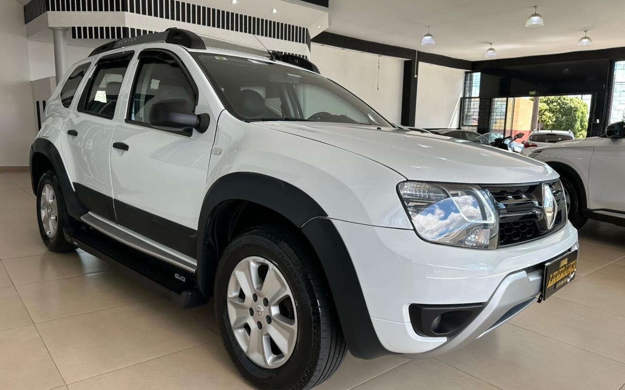 Renault Duster 1.6 Hi-Flex 16V Mec. na cor Branco em Londrina / PR - 961863