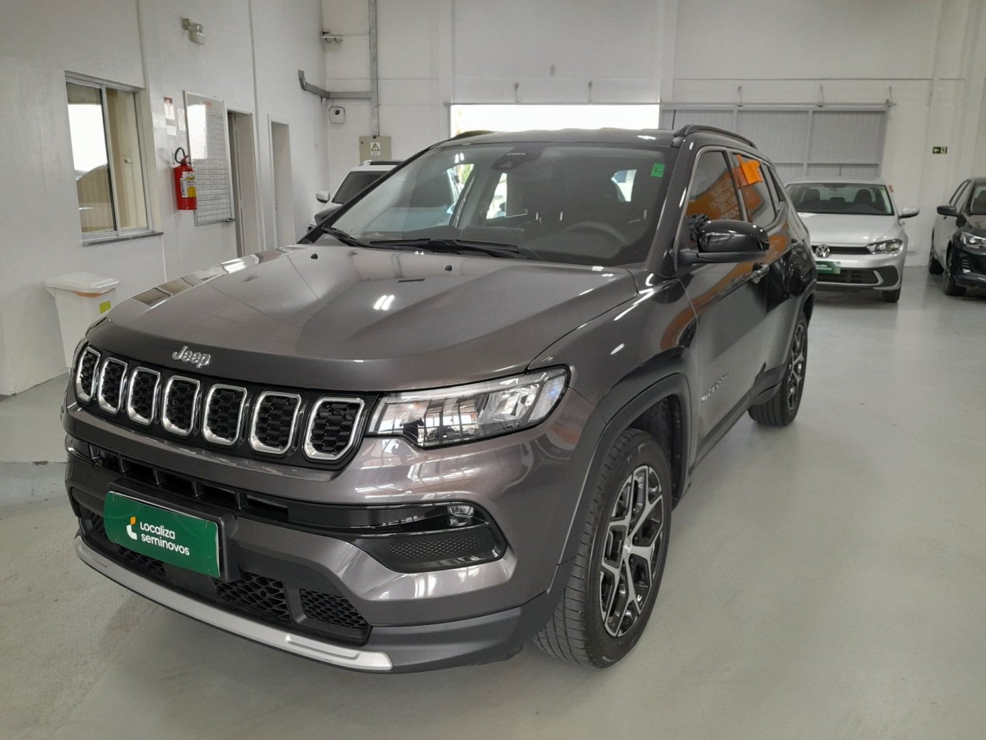 Jeep Compass LONG. T270 1.3 TB 4x2 Flex Aut. na cor Cinza no São Leopoldo / RS - 962085