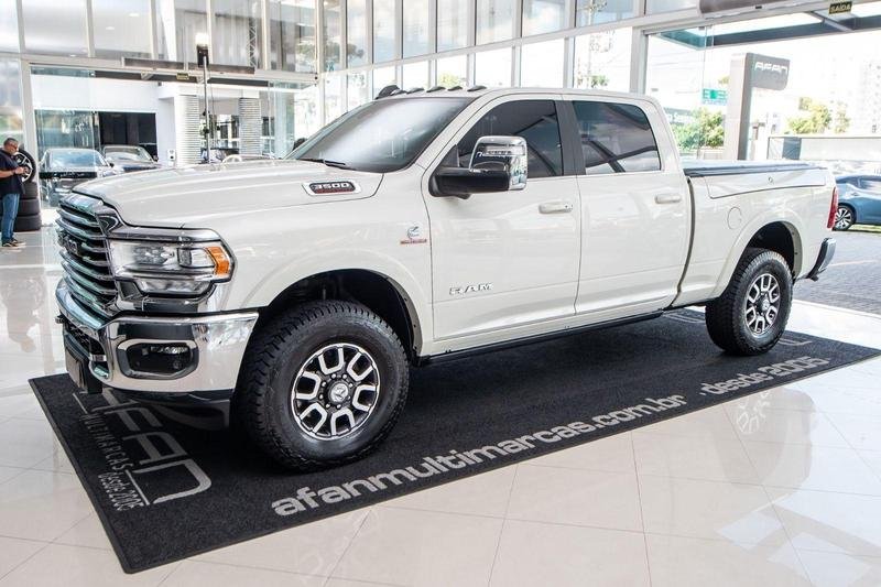 RAM 3500 LIMITED LONGHORN 6.7 TB CD Diesel na cor Branco em Curitiba / PR - 962427