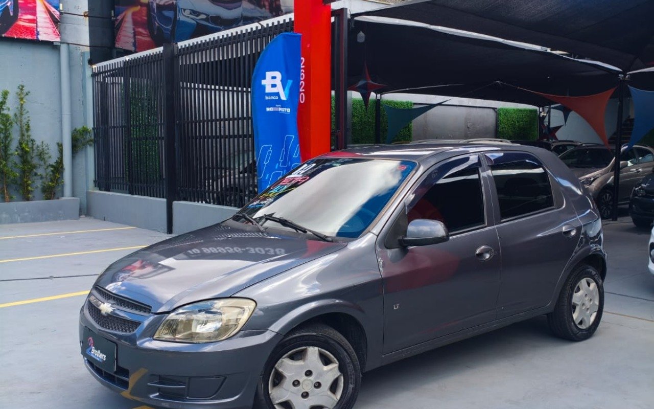 Chevrolet Celta Spirit/ LT 1.0 MPFI 8V FlexP. 5p na cor Cinza em Campinas / SP - 962691