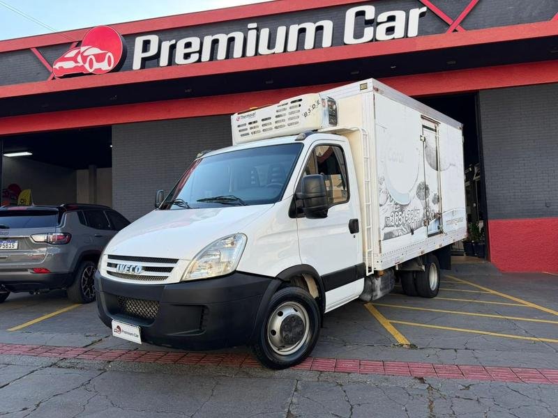 IVECO DAILY CHASSI 55C16 2p (diesel) na cor Branco em Londrina / PR - 962793