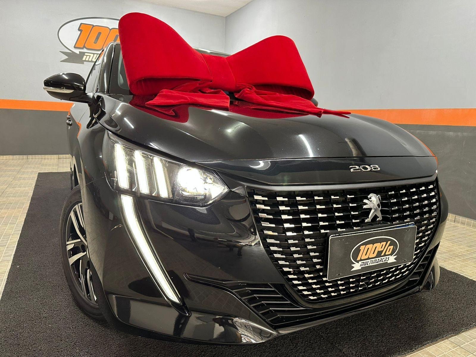 Peugeot 208 Griffe 1.6 Flex 16V 5p Aut. na cor Preto em Joinville / SC - 962880