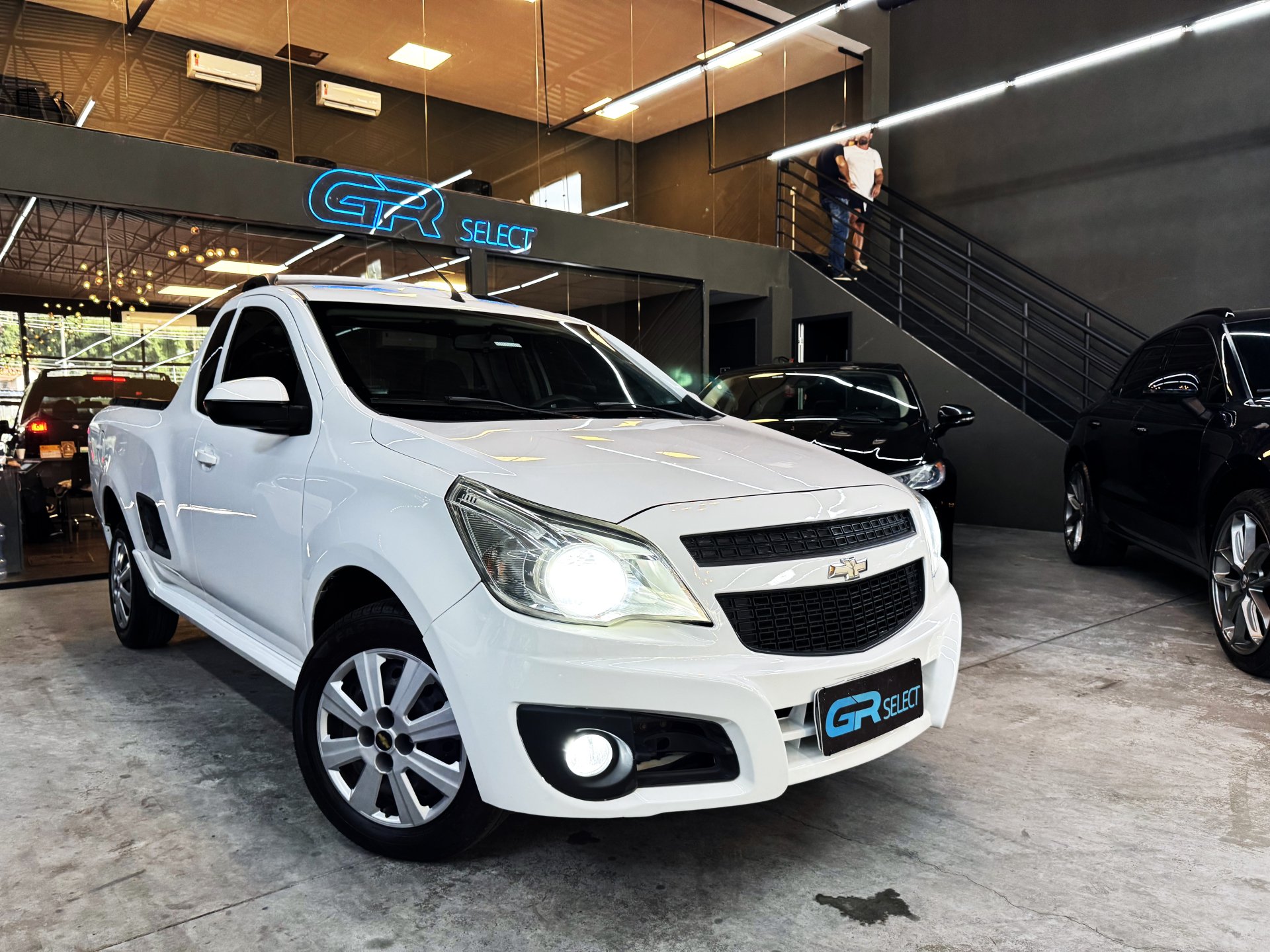Chevrolet Montana LS 1.4 ECONOFLEX 8V 2p na cor Branco em Florianópolis / SC - 963148