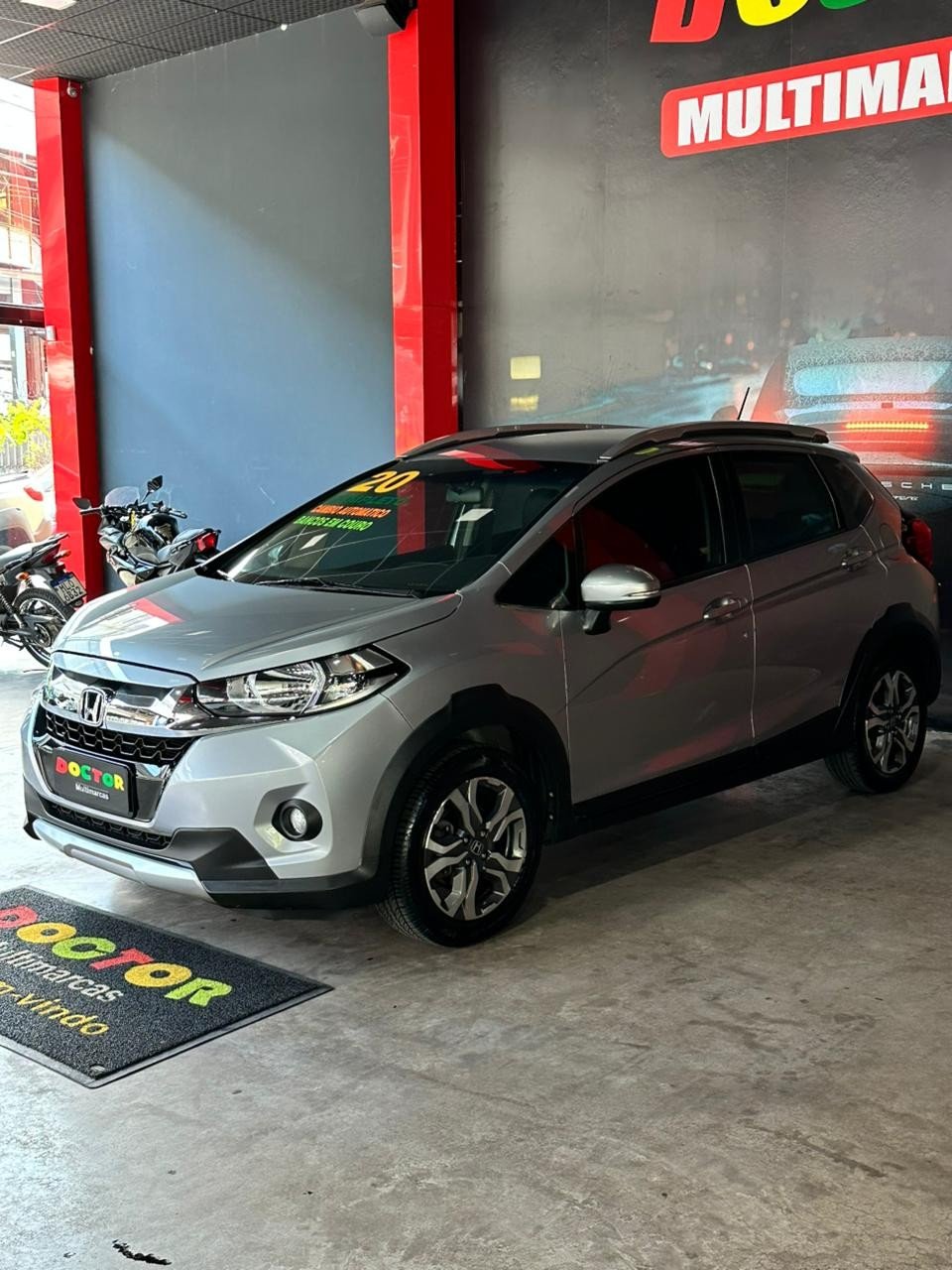 Honda WR-V EXL 1.5 Flexone 16V 5p Aut. na cor Prata no São Leopoldo / RS - 963693