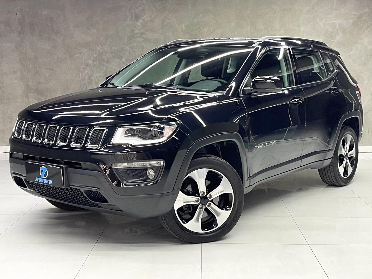 Jeep Compass LONGITUDE 2.0 4x2 Flex 16V Aut. na cor Preto em Colombo / PR - 963988