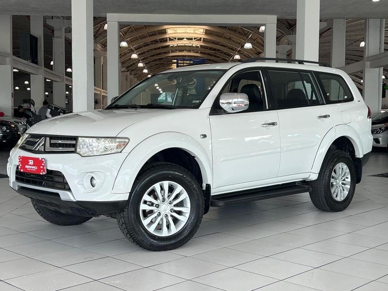 Mitsubishi Pajero DAKAR/HPE 3.5 4x4 Flex 5p Aut. na cor Branco em Curitiba / PR - 964180