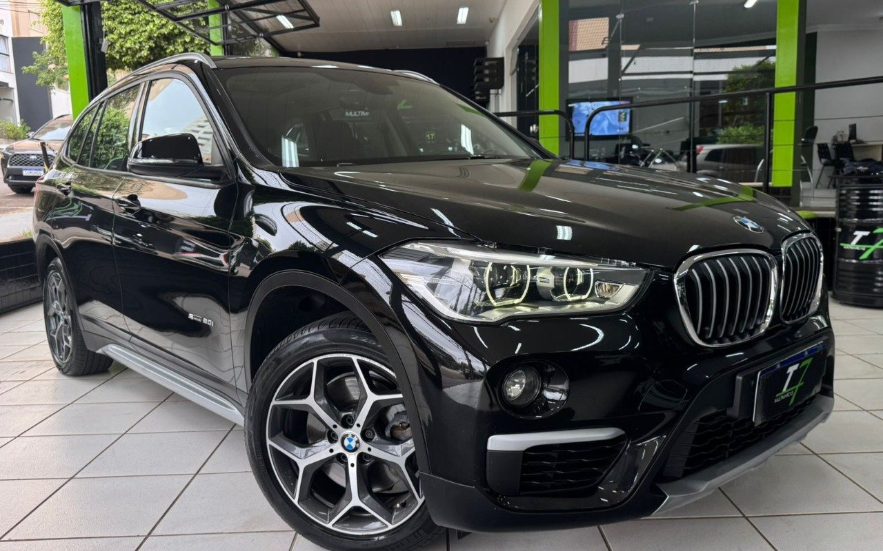BMW X1 SDRIVE 20i 2.0/2.0 TB Acti.Flex Aut. na cor Preto em Londrina / PR - 964296