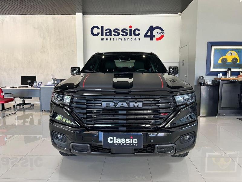 RAM Rampage R/T HURRIC. 4 2.0 TB CD 4X4 Aut. na cor Preto em Londrina / PR - 964390