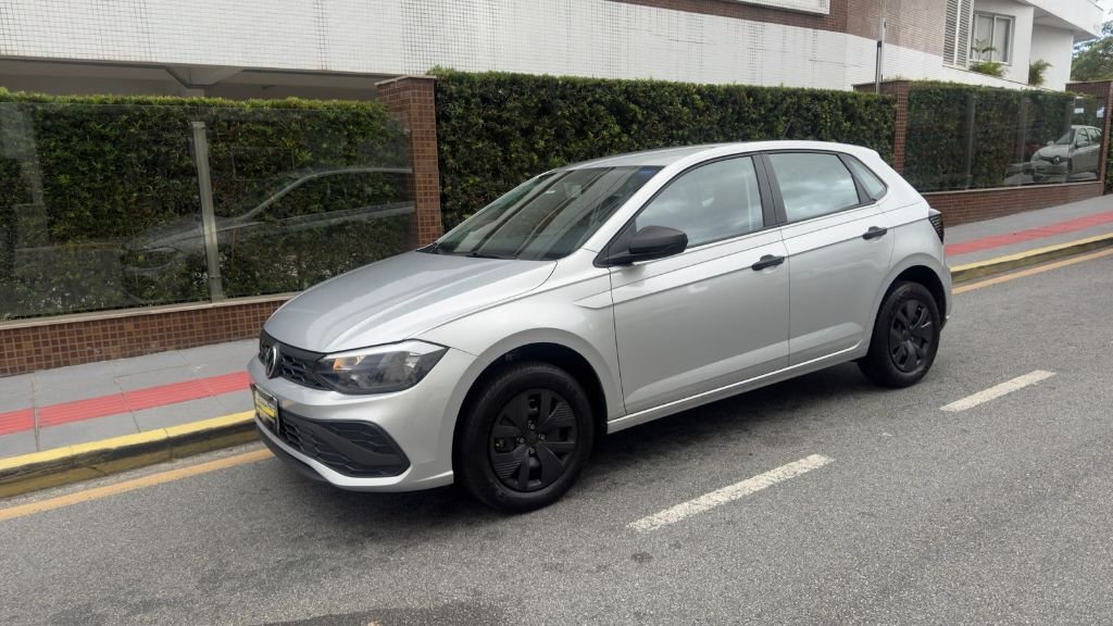 Volkswagen Polo Track 1.0 Flex 12V 5p na cor Prata em São José / SC - 964881