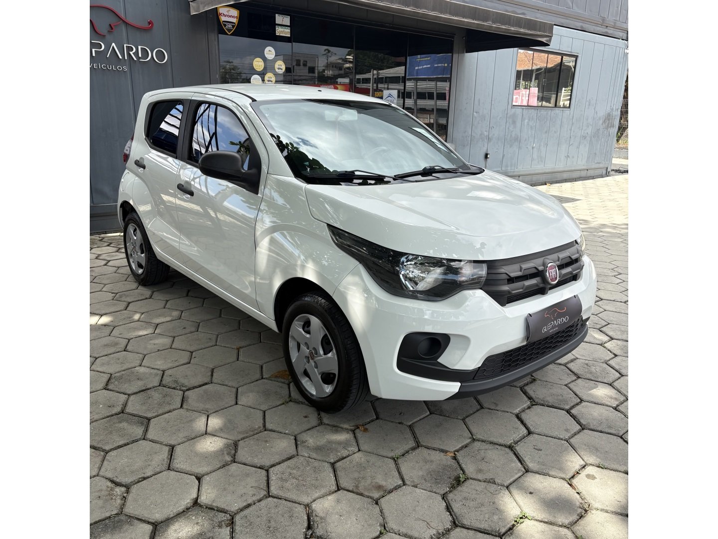 Fiat Mobi LIKE 1.0 Fire Flex 5p. na cor Branco em Joinville / SC - 965169