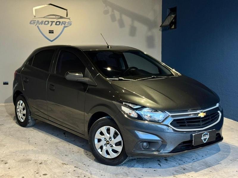 Chevrolet Onix HATCH LT 1.0 8V FlexPower 5p Mec. na cor Cinza em Fazenda Rio Grande / PR - 965685
