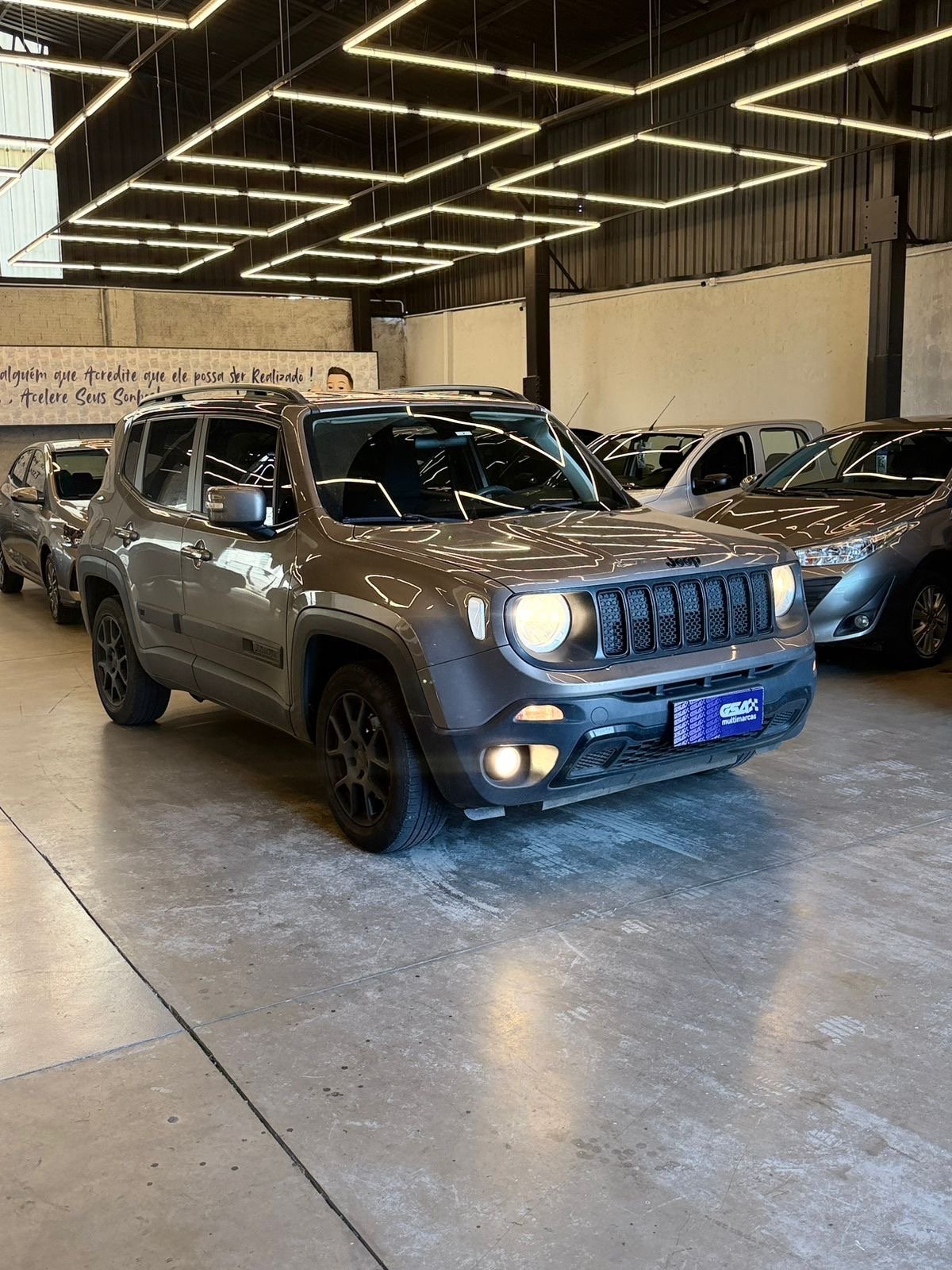Jeep Renegade Night Eagle 1.8 4x2 Flex Aut. na cor Cinza em Sorocaba / SP - 966466