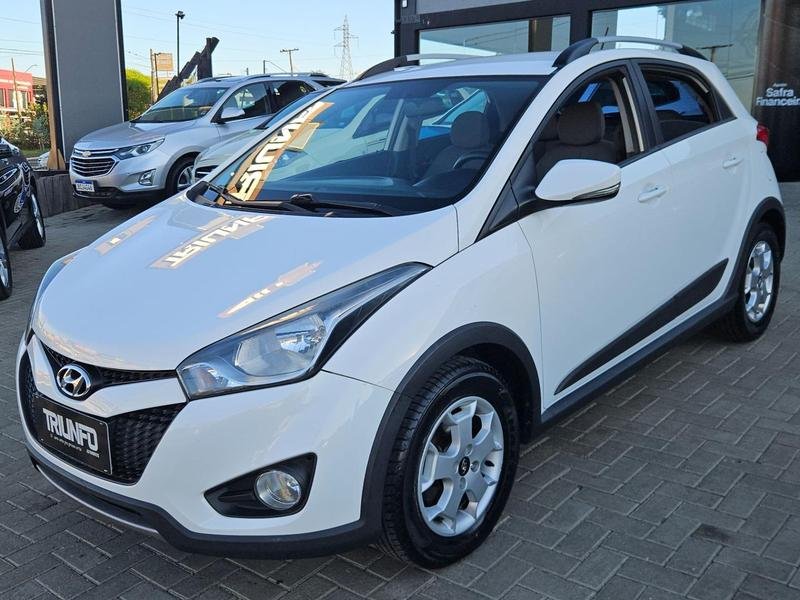 Hyundai HB20X Premium 1.6 Flex 16V Aut. na cor Branco em Ponta Grossa / PR - 966990