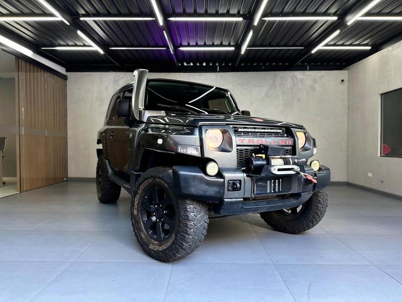 Troller T-4 3.2 20V 4x4 Tdi Cap. Rígida Diesel na cor Cinza em Curitiba / PR - 967041