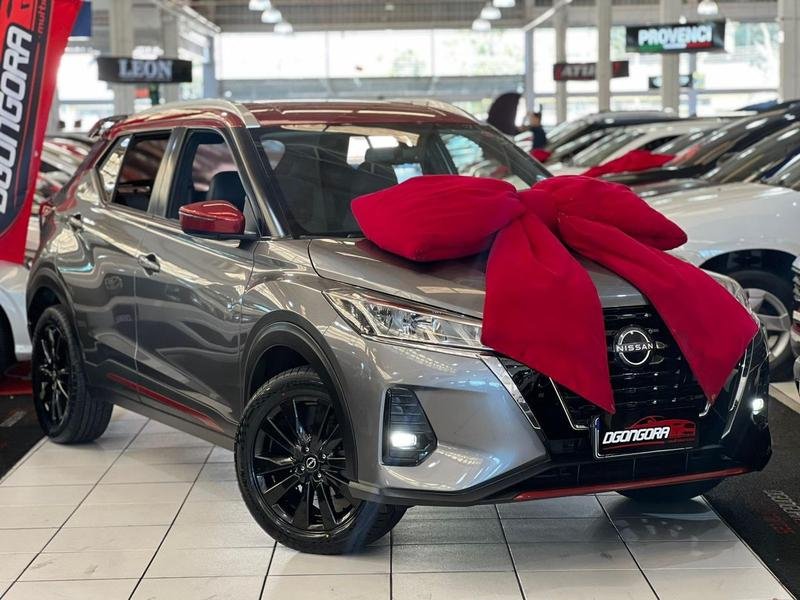 Nissan KICKS XPlay 1.6 16V Flex Aut. na cor Cinza em Curitiba / PR - 967049
