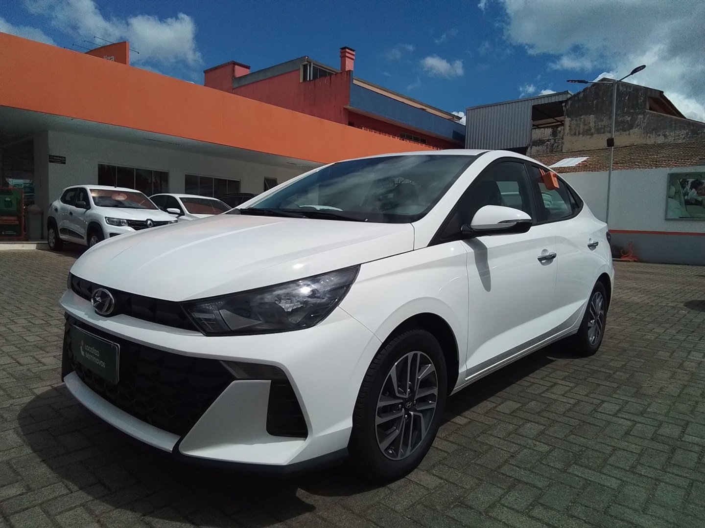 Hyundai HB20S Limited Plus 1.0 Flex 12V Mec. na cor Branco em Blumenau / SC - 968315