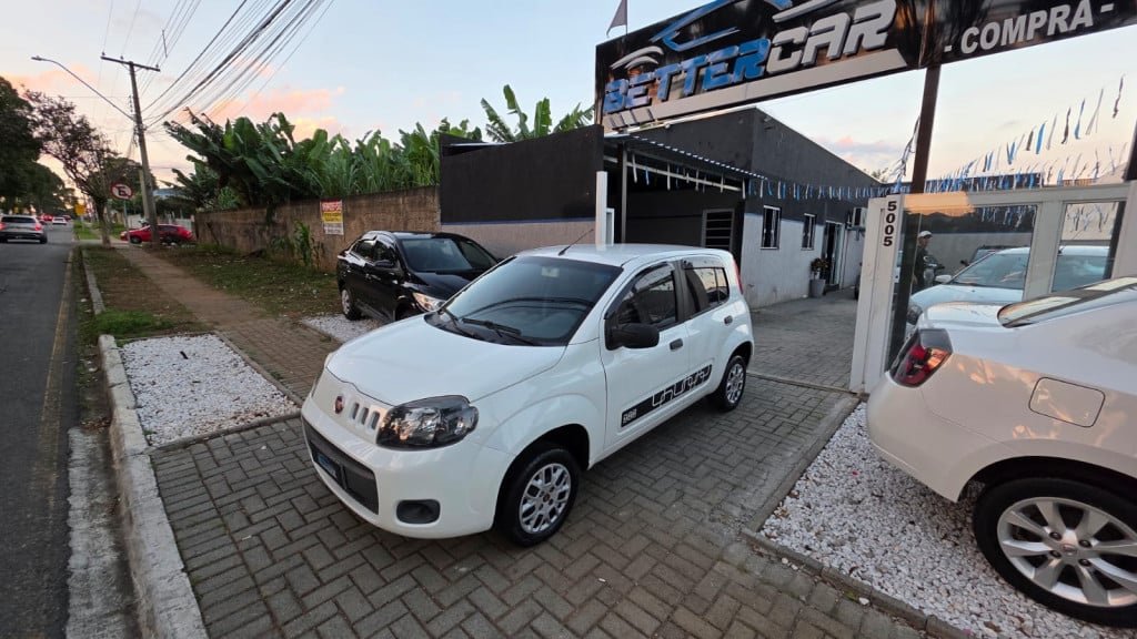 Fiat Uno VIVACE/RUA 1.0 EVO Fire Flex 8V 5p na cor Branco em Curitiba / PR - 969351
