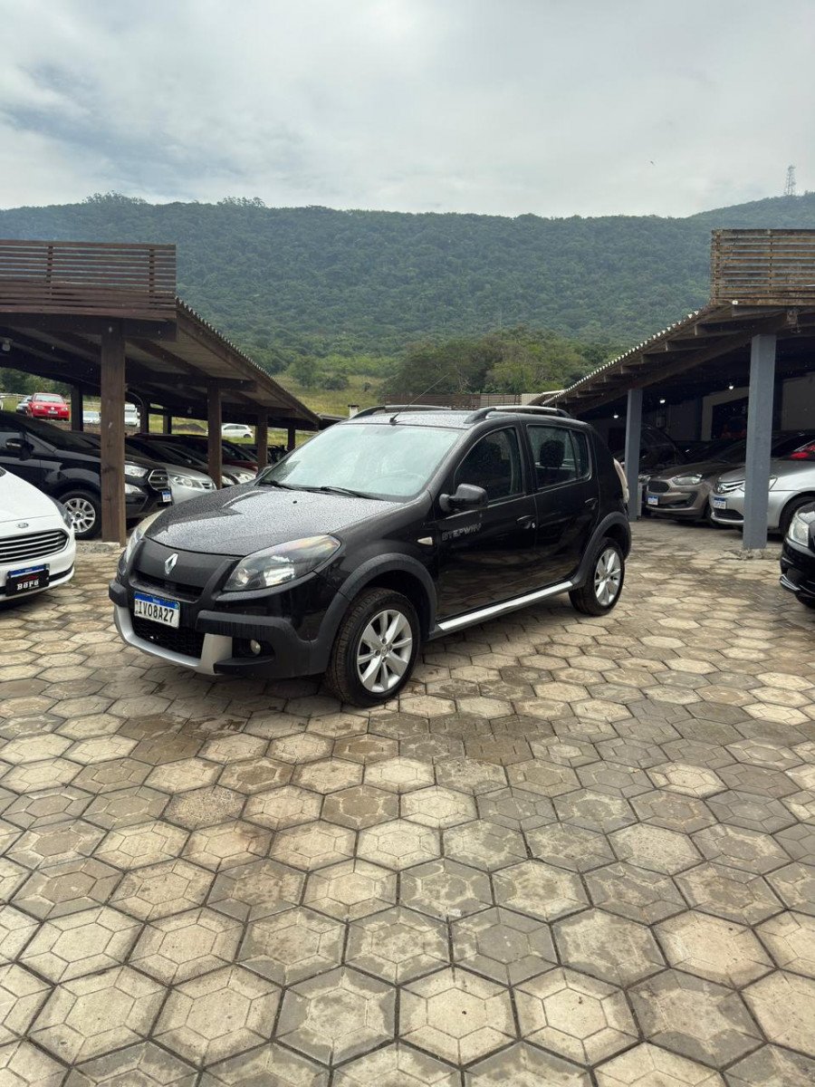 Renault Sandero STEPWAY Hi-Power 1.6 8V 5p na cor Preto no Osório / RS - 969694