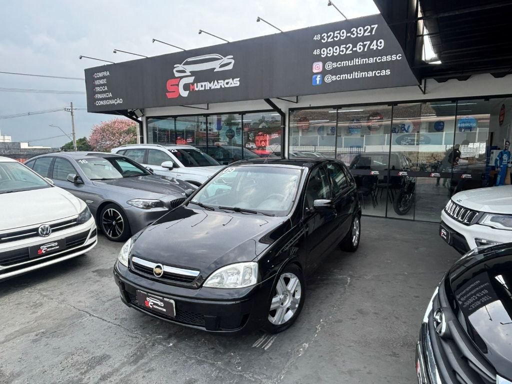 Chevrolet Corsa Hat. Premium 1.4 8V ECONOFLEX 5p na cor Preto em Florianópolis / SC - 969946