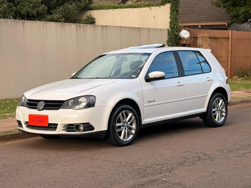 Volkswagen Golf 1.6 Mi Trip/ Sport 101cv 8V na cor Branco em Guarapuava / PR - 970430