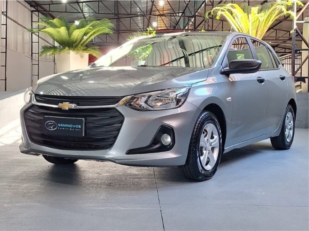 Chevrolet Onix HATCH 1.0 12V Flex 5p Mec. na cor Prata em Curitiba / PR - 970516