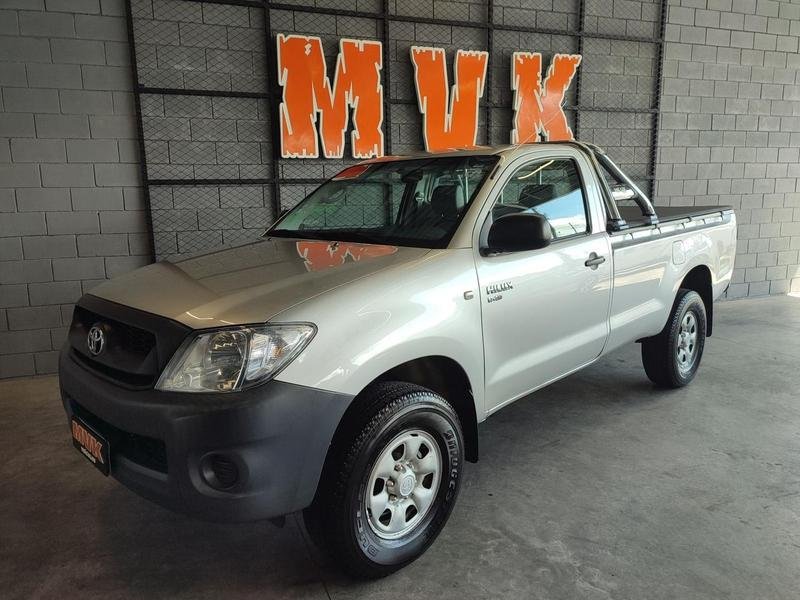 Toyota Hilux CS D4-D 4x4 2.5 16V 102cv TB Dies. na cor Prata em Ponta Grossa / PR - 970576