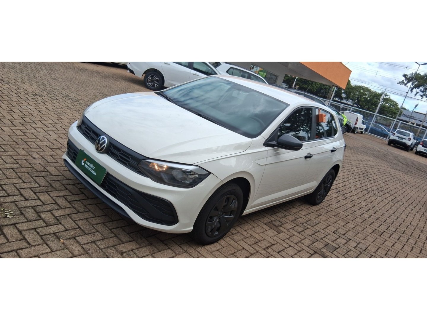 Volkswagen Polo Track Rock in Rio 1.0 Flex 12V 5p na cor Branco em Cascavel / PR - 971063