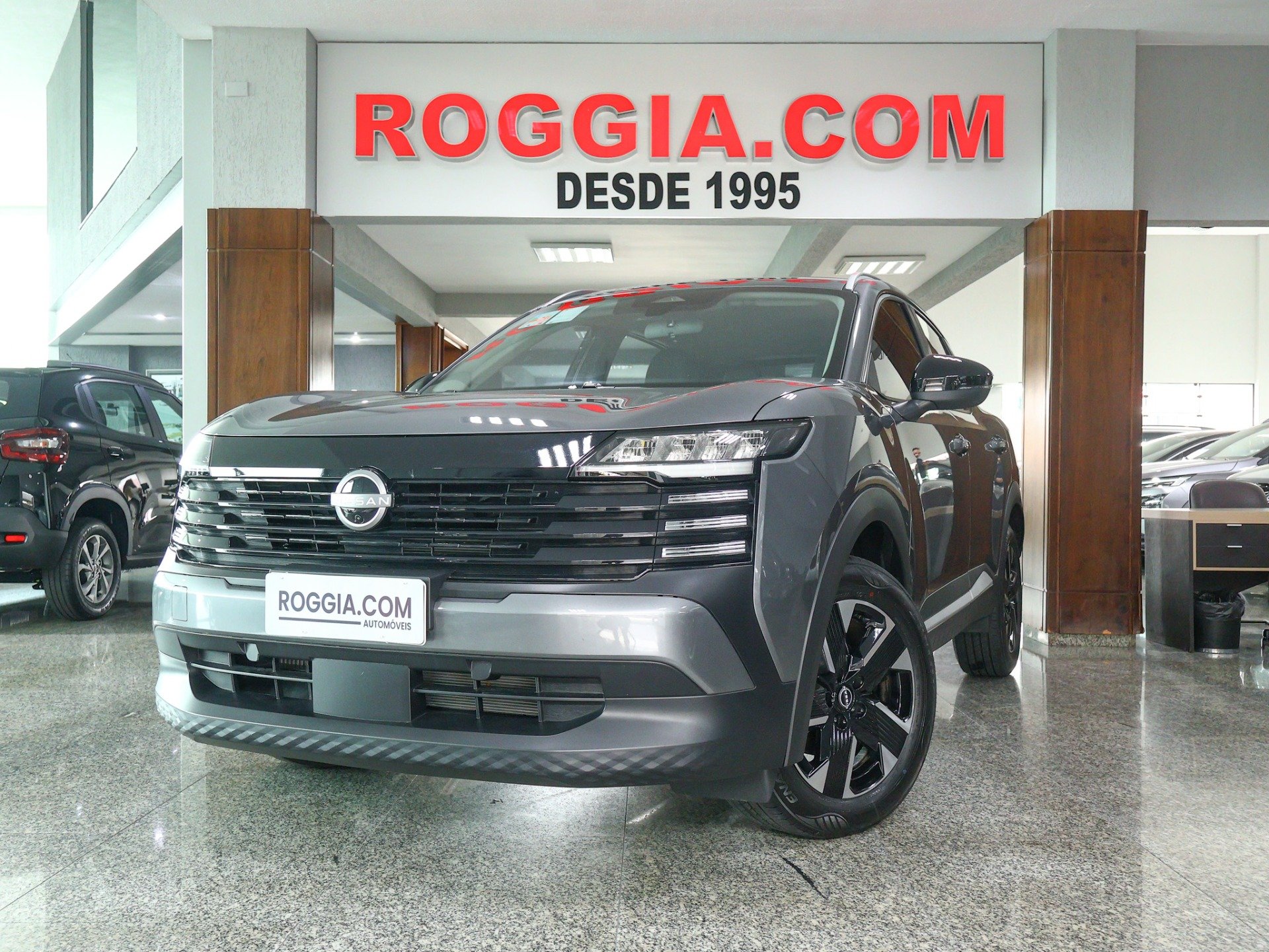 Nissan KICKS Advance 1.0 Turbo Flex Aut. na cor Cinza em Curitiba / PR - 971564