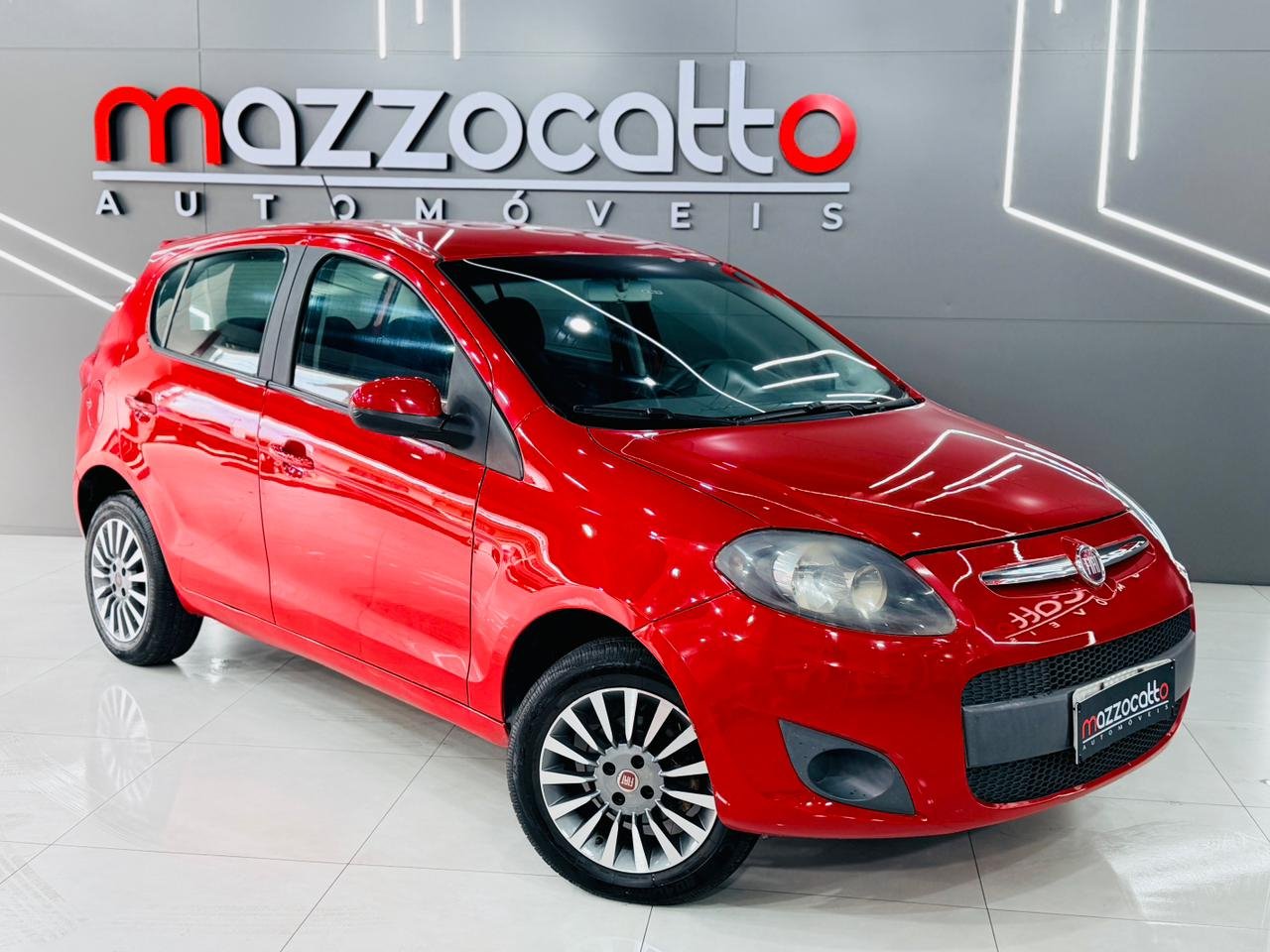 Fiat Palio ATTRA. Best Seller 1.0 EVO Flex 5p na cor Vermelho em Joinville / SC - 971681