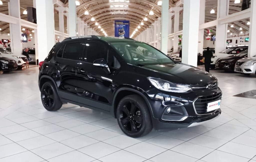 Chevrolet Tracker Midnight 1.4 Turbo Flex Aut. na cor Preto em Curitiba / PR - 972104