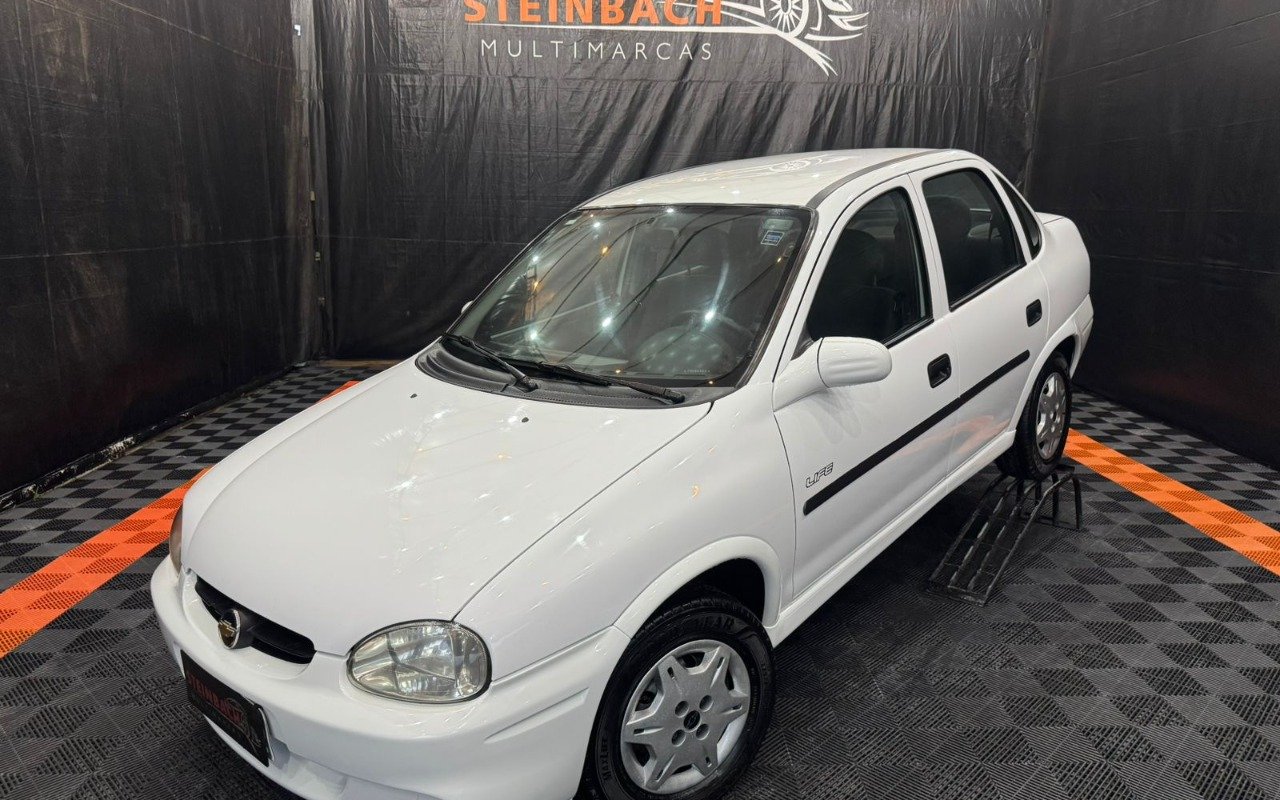 Chevrolet Corsa Sed Class.Spirit 1.0/1.0 FlexPower na cor Branco em Santo Amaro da Imperatriz / SC - 972144
