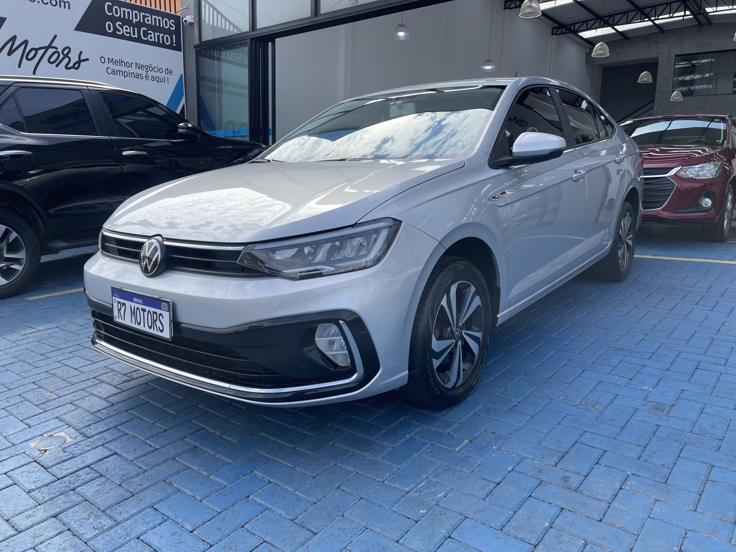 Volkswagen Virtus Comfort. 200 TSI 1.0 Flex 12V Aut na cor Prata em Campinas / SP - 972277