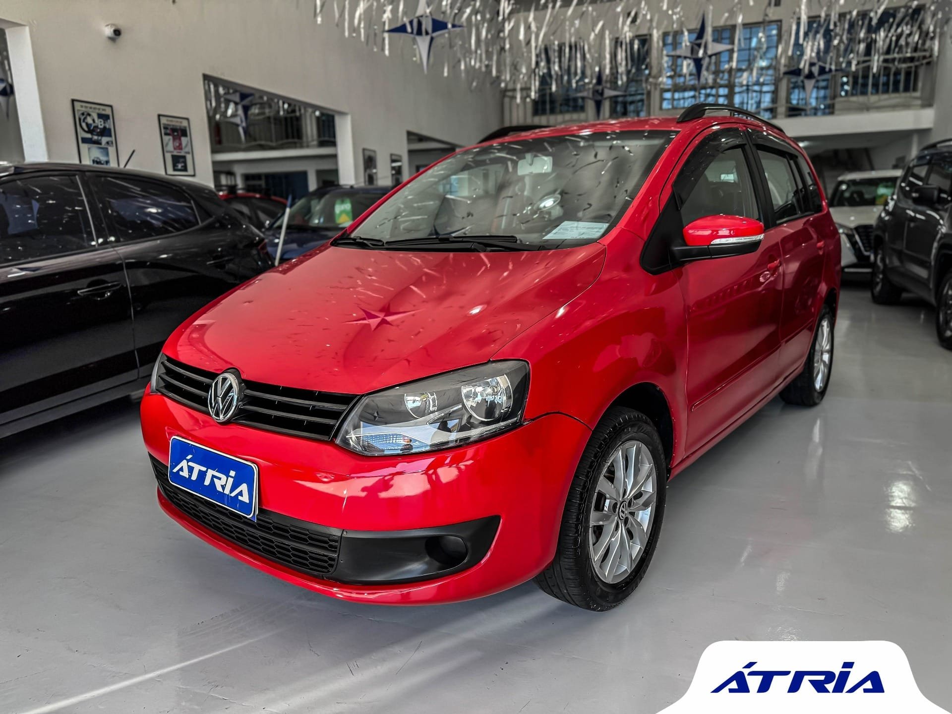 Volkswagen SpaceFox 1.6/ 1.6 Trend Total Flex 8V 5p na cor Vermelho em Campinas / SP - 9724