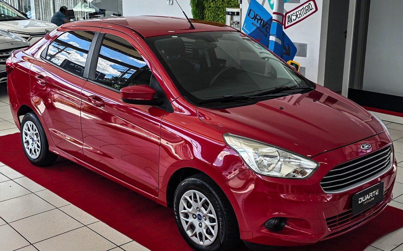 Ford Ka + Sedan 1.0 SE/SE PLUS TiVCT Flex 4p na cor Vermelho no Porto Alegre / RS - 972625