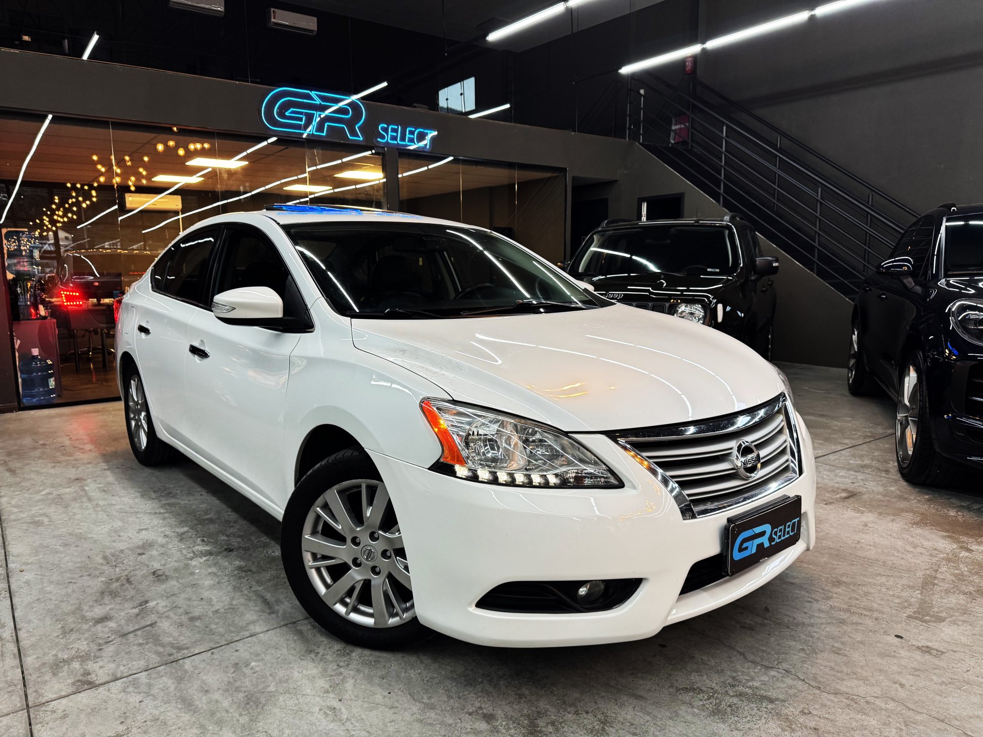 Nissan Sentra SL 2.0 FlexStart 16V Aut. na cor Branco em Florianópolis / SC - 972799