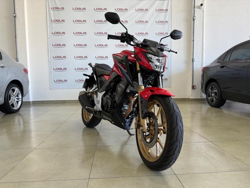 Honda CB 300F Twister Flex  na cor Vermelho em Curitiba / PR - 972848