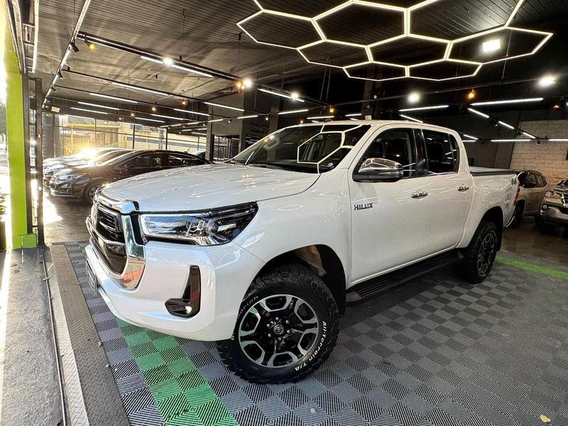 Toyota Hilux CD SRX 4x4 2.8 TDI 16V Diesel Aut. na cor Branco em Londrina / PR - 972921