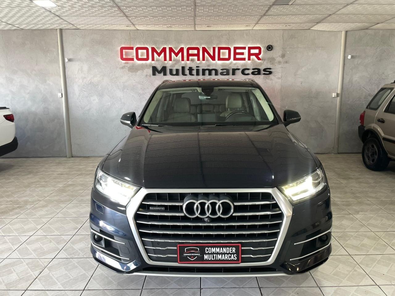 Audi Q7 3.0 V6 TFSI Quat.Tip.5p/ Perf.(Híb.) na cor Azul no Porto Alegre / RS - 972968