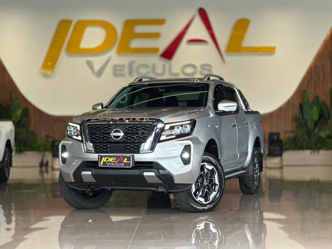 Nissan Frontier PLATI. CD 2.3 Bi-TB Dies.Aut. na cor Prata em Xanxerê / SC - 973244
