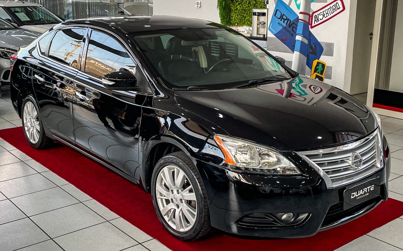 Nissan Sentra SL 2.0/ 2.0 Flex Fuel 16V Aut. na cor Preto no Porto Alegre / RS - 973324
