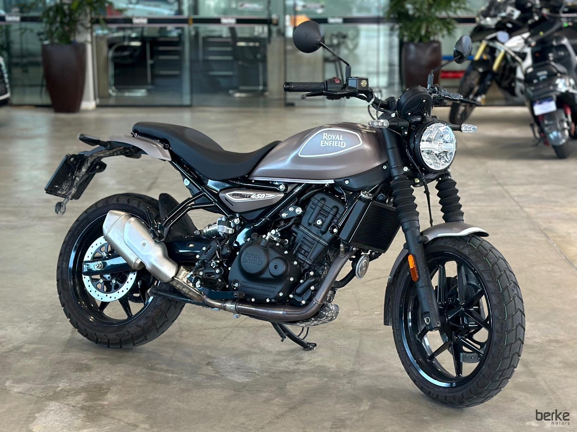 Royal Enfield Himalayan 411 EFI  na cor Marrom em Florianópolis / SC - 973347