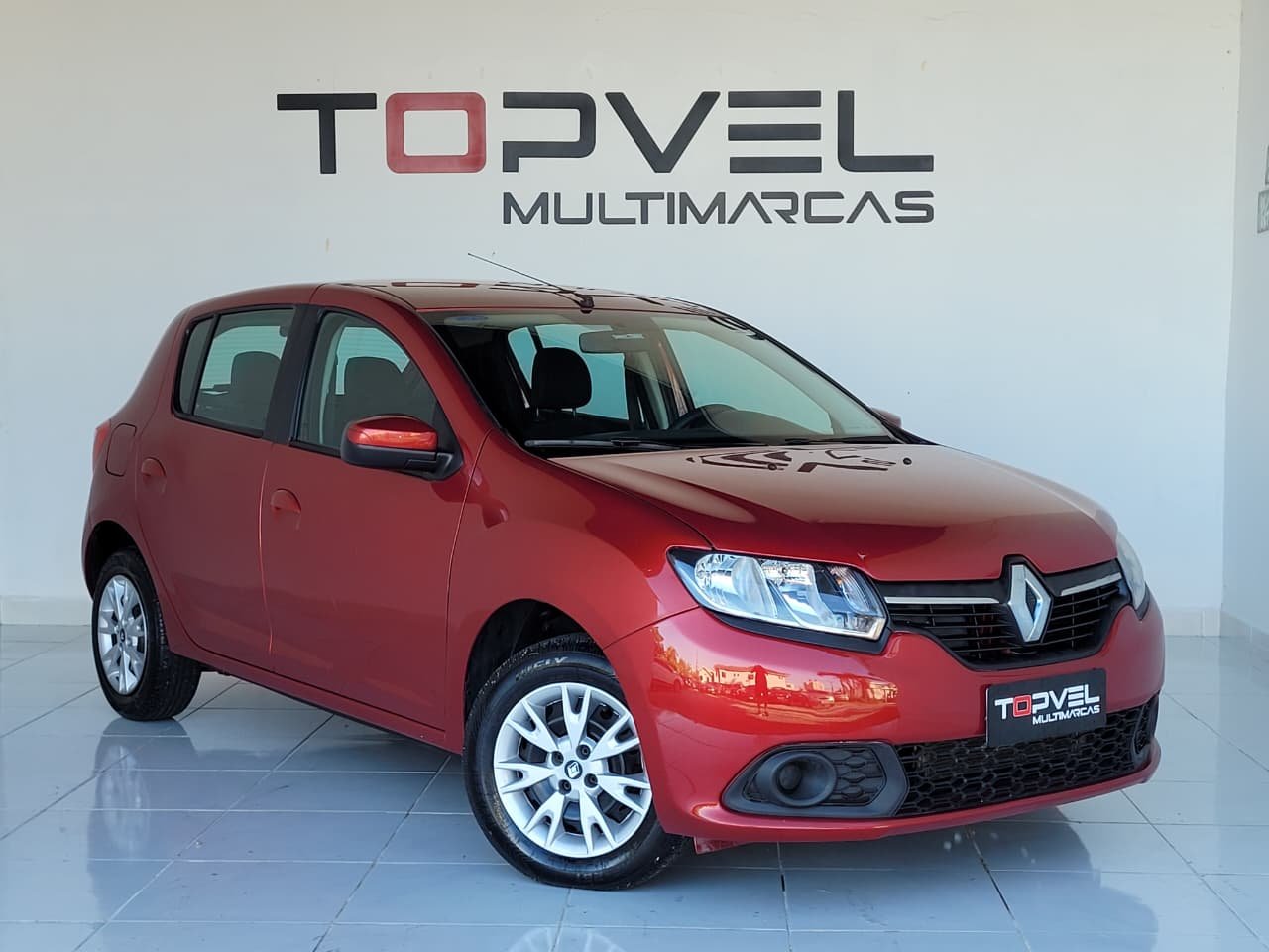 Renault Sandero Expression Hi-Flex 1.6 8V 5p na cor Vermelho em São José / SC - 973454