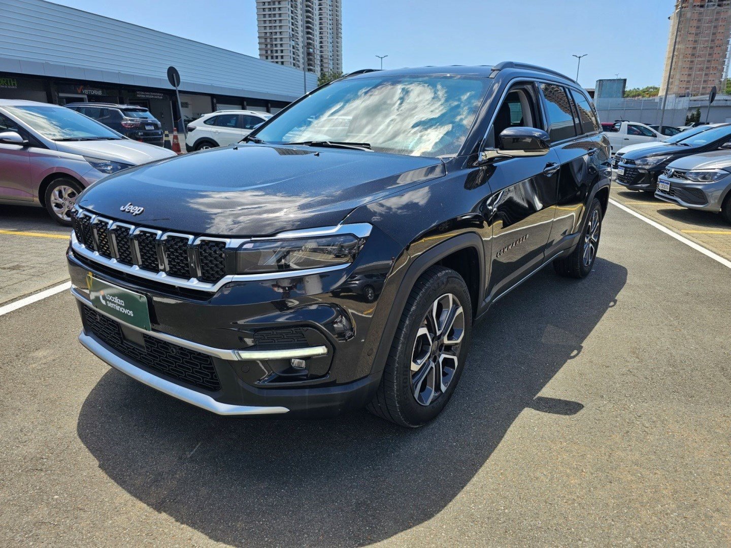Jeep Commander Limited T270 1.3 TB Flex Aut. na cor Preto em Itajaí / SC - 974757