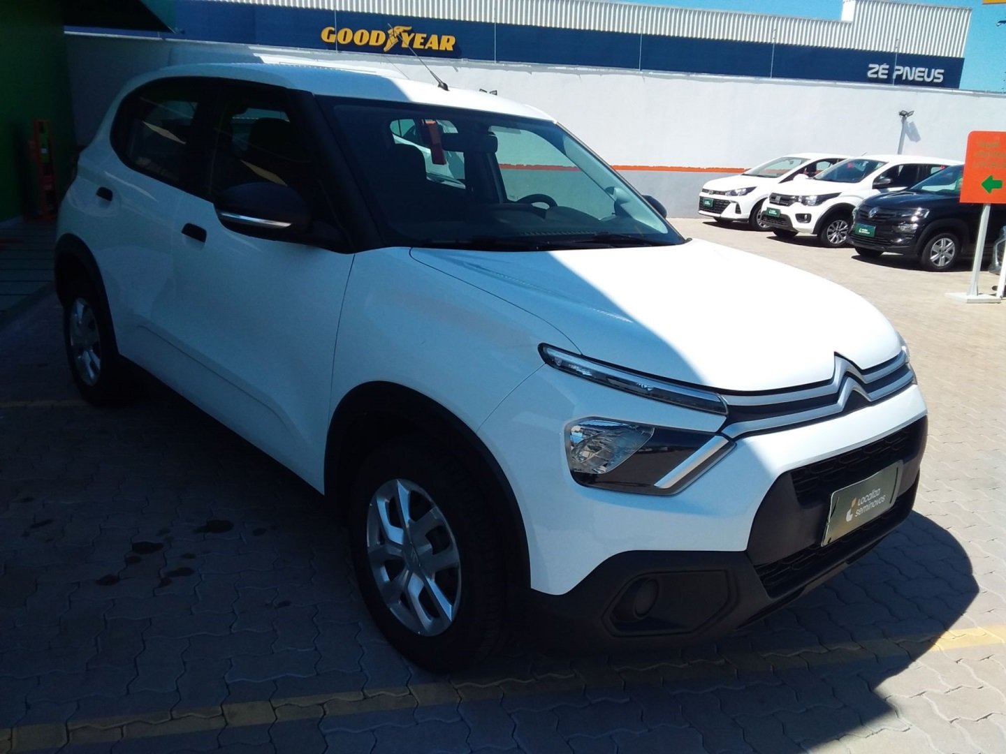 Citroën C3 Live Pack 1.0 Flex 6V 5p Mec. na cor Branco no Gravataí / RS - 976387