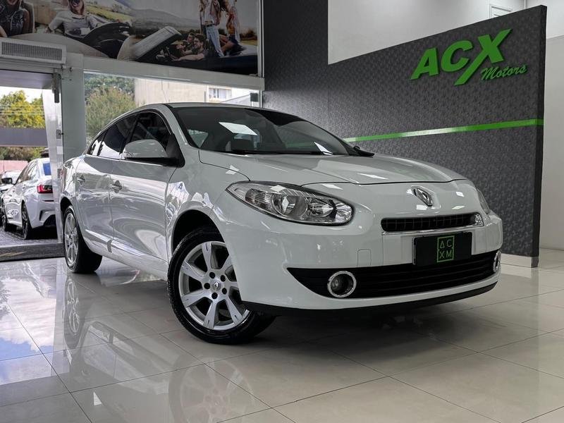 Renault Fluence Sedan Privilège 2.0 16V FLEX Aut na cor Branco em Curitiba / PR - 977345