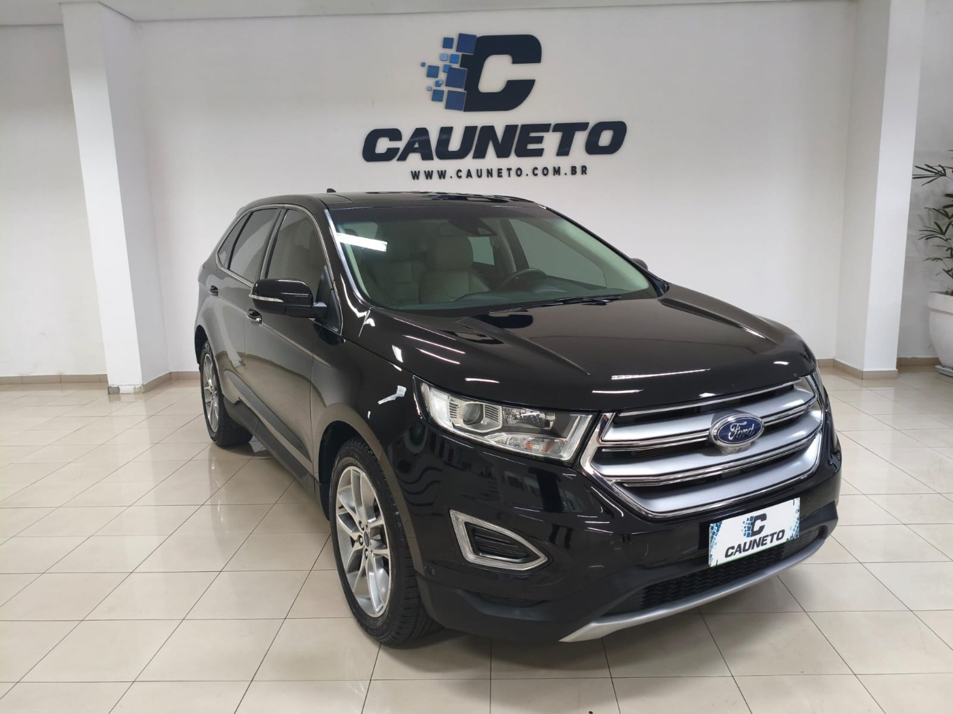 Ford Edge LIMITED 3.5 V6 24V AWD Aut. na cor Preto em Toledo / PR - 977579