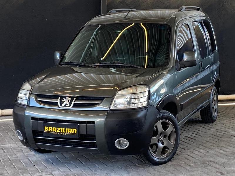 Peugeot Partner VAN ESCAPADE 1.6 Flex 16V 5p na cor Cinza em Curitiba / PR - 977631