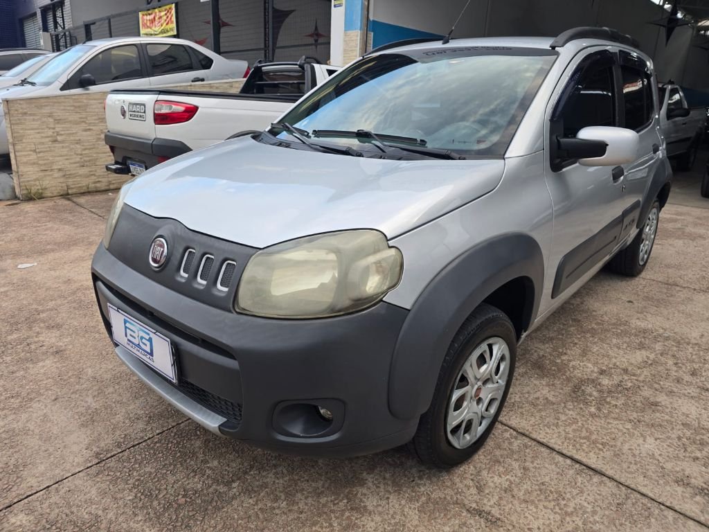 Fiat Uno WAY 1.0 EVO Fire Flex 8V 2p na cor Prata em Campinas / SP - 977660